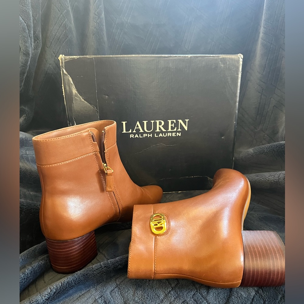 Ralph Lauren Womens Wynne Beige Ankle Boots Size 9.5 Medium (B, M)